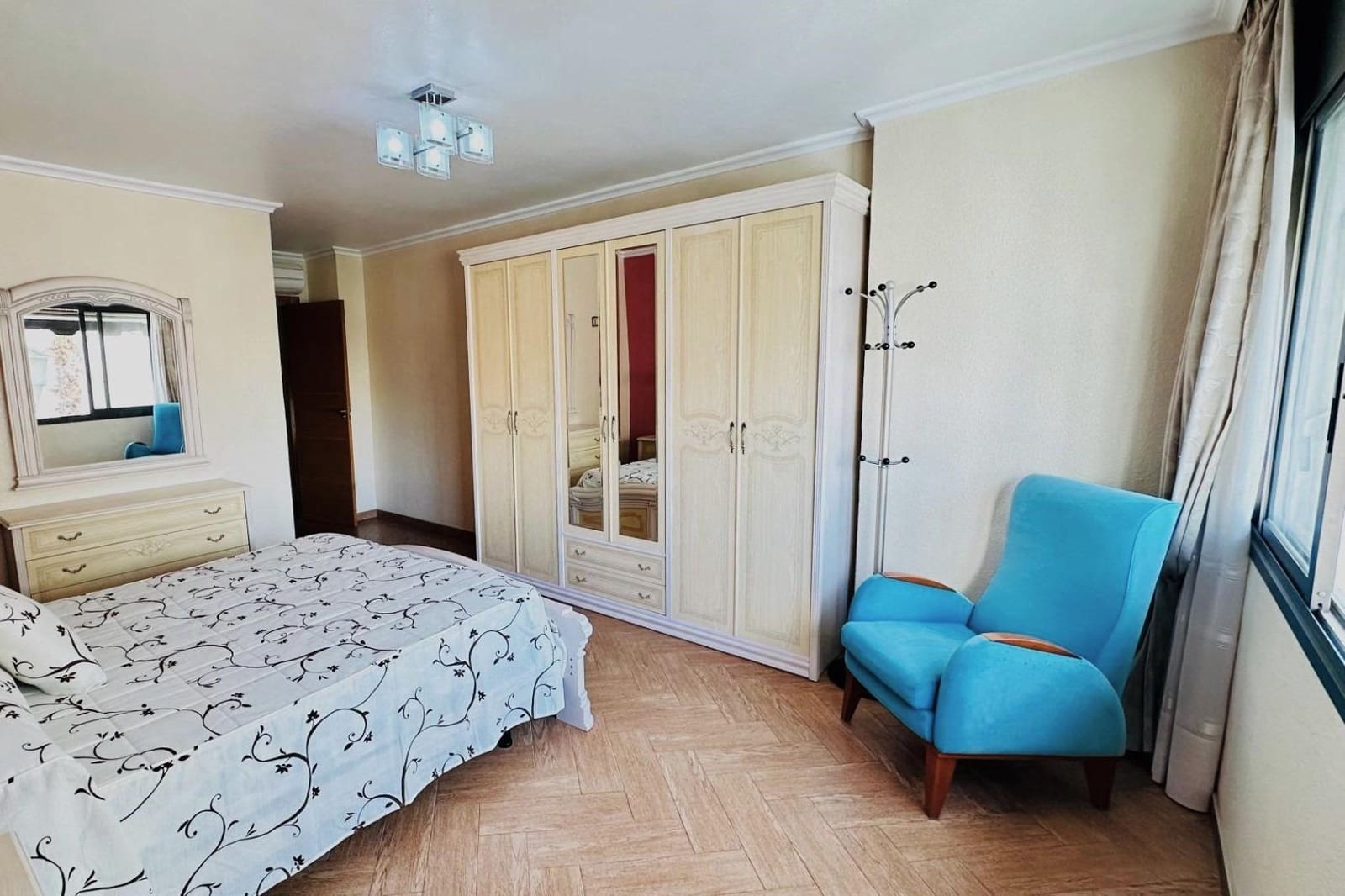 3 quarto Apartamento para venda em Torrevieja - 320 000 € (Ref: 9995143)