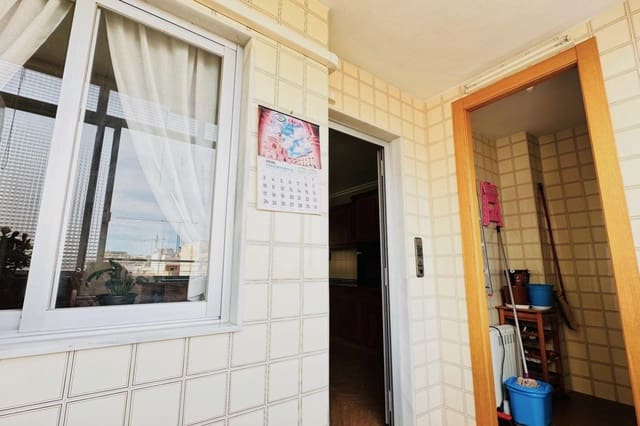 3 soveværelse Lejlighed til salg i Las Piscinas Naturales, Torrevieja - € 320.000 (Ref: 9995143)