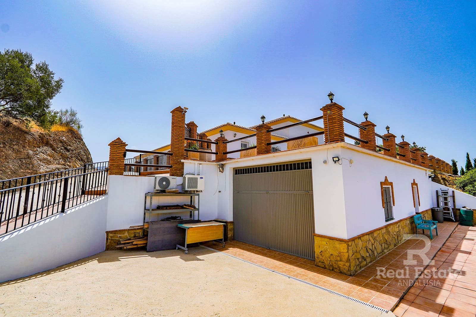 4 soveværelse Villa til salg i Canillas de Aceituno med swimmingpool garage - € 899.000 (Ref: 10046651)