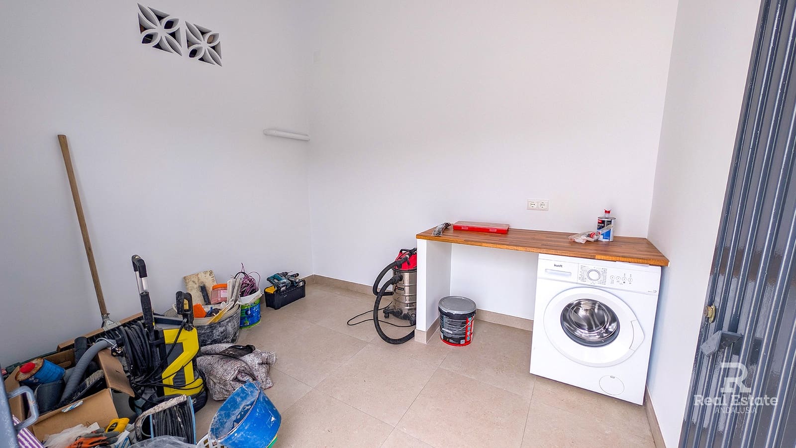 2 soveværelse Villa til leje i Competa med swimmingpool garage - € 1.650 (Ref: 10062839)