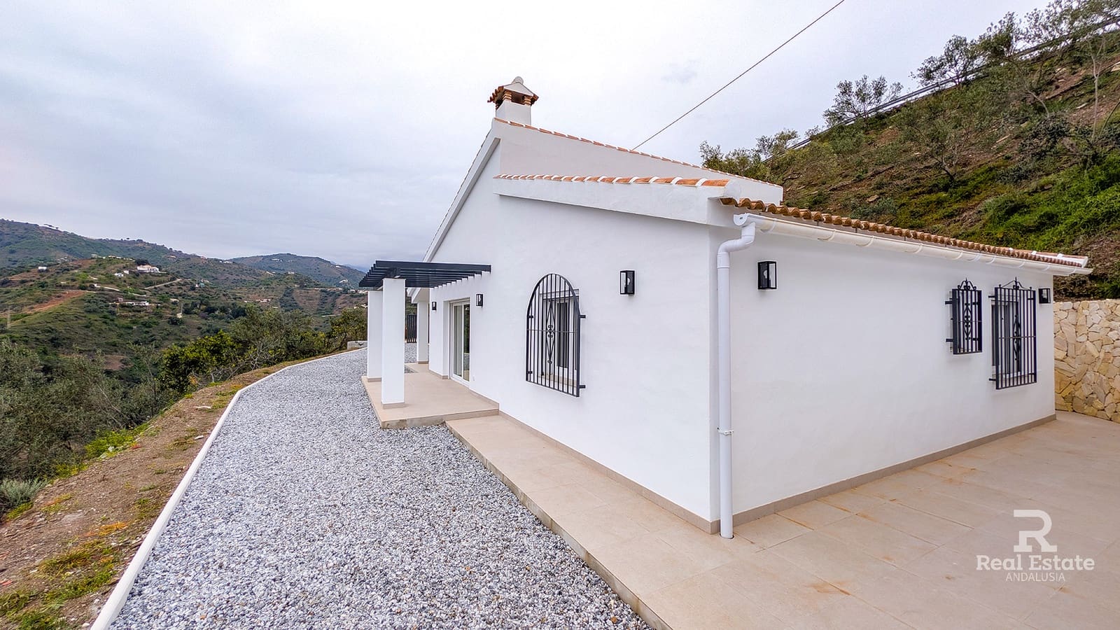 2 soveværelse Villa til leje i Competa med swimmingpool garage - € 1.650 (Ref: 10062839)