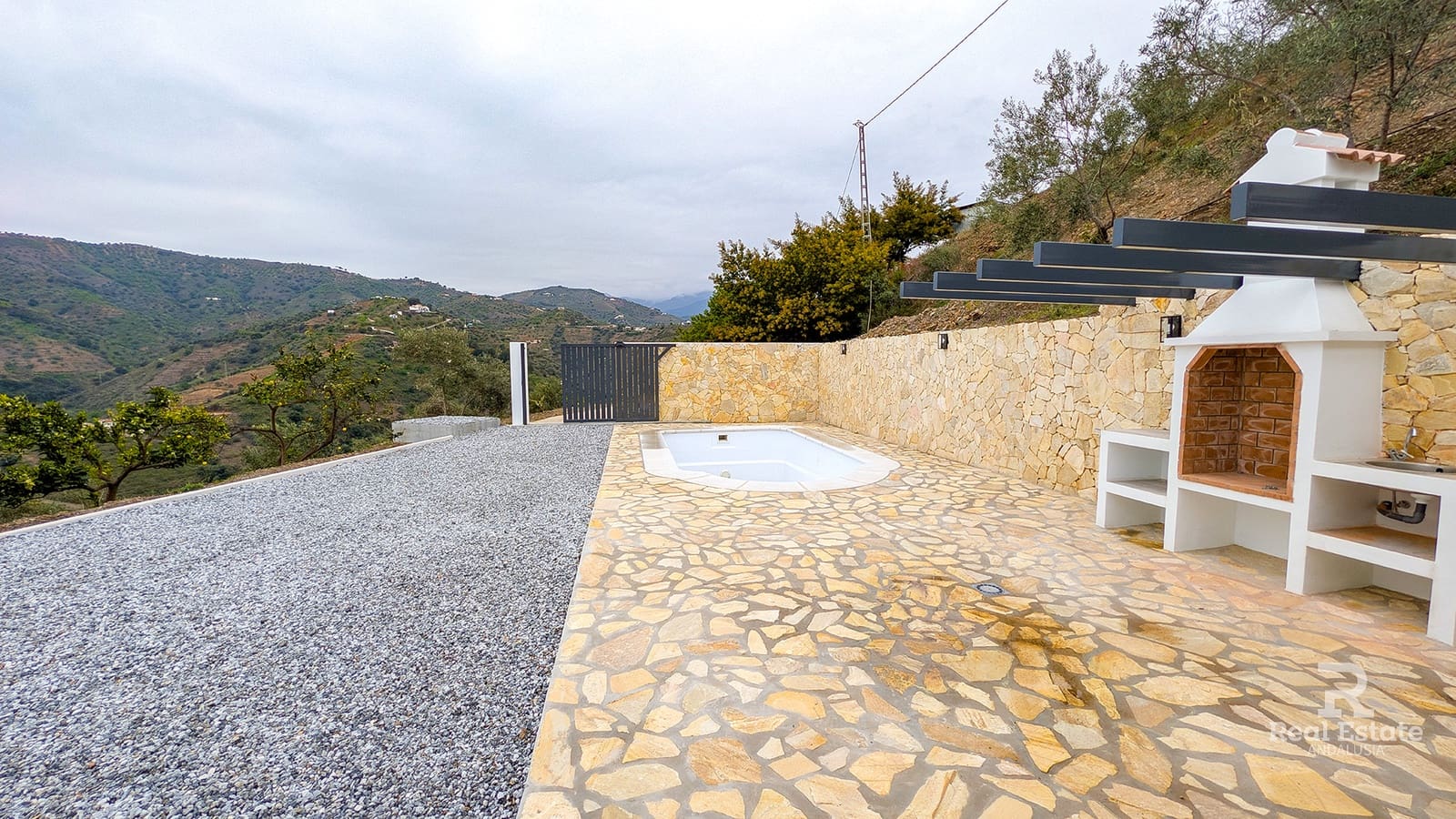 2 soveværelse Villa til leje i Competa med swimmingpool garage - € 1.650 (Ref: 10062839)