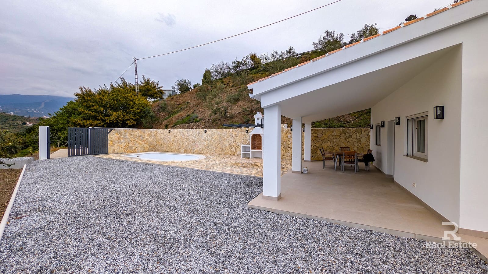 2 soveværelse Villa til leje i Competa med swimmingpool garage - € 1.650 (Ref: 10062839)