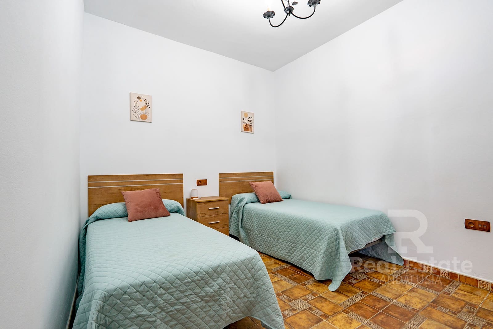 6 soveværelse Villa til leje i Corumbela med swimmingpool garage - € 1.650 (Ref: 10062959)