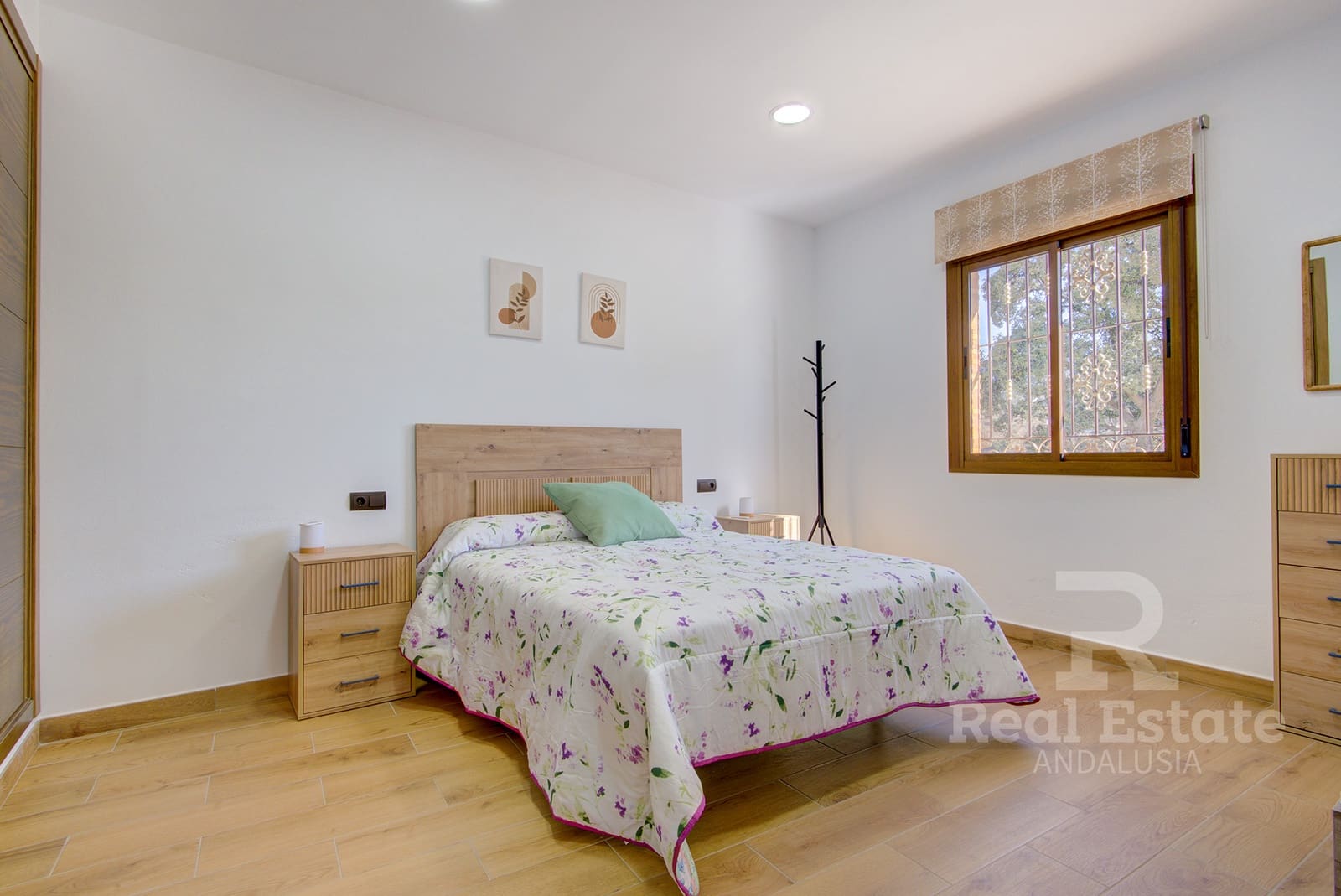 6 soveværelse Villa til leje i Corumbela med swimmingpool garage - € 1.650 (Ref: 10062959)