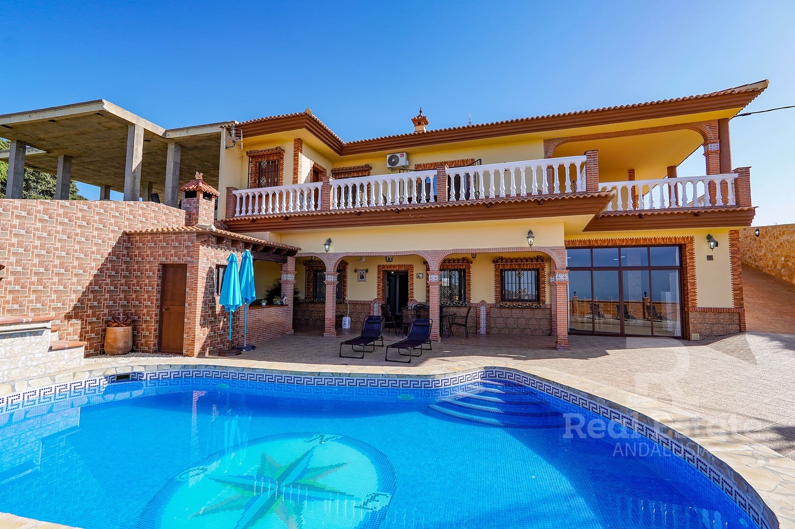 6 soveværelse Villa til leje i Corumbela med swimmingpool garage - € 1.650 (Ref: 10062959)