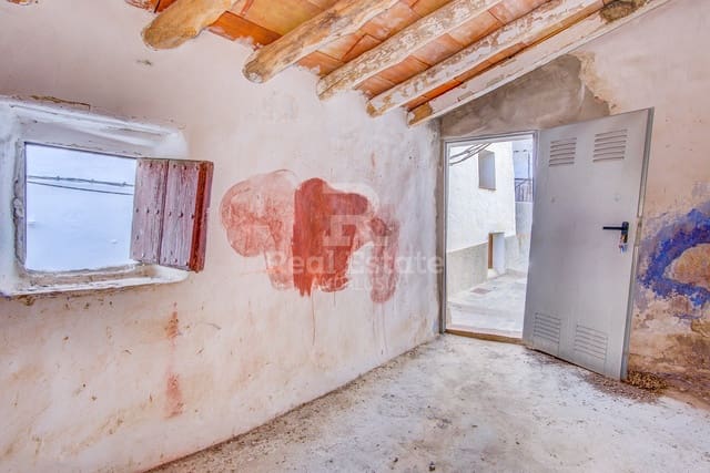 1 makuuhuone Omakotitalo myytävänä paikassa Salares - 16 000 € (Ref: 10072846)