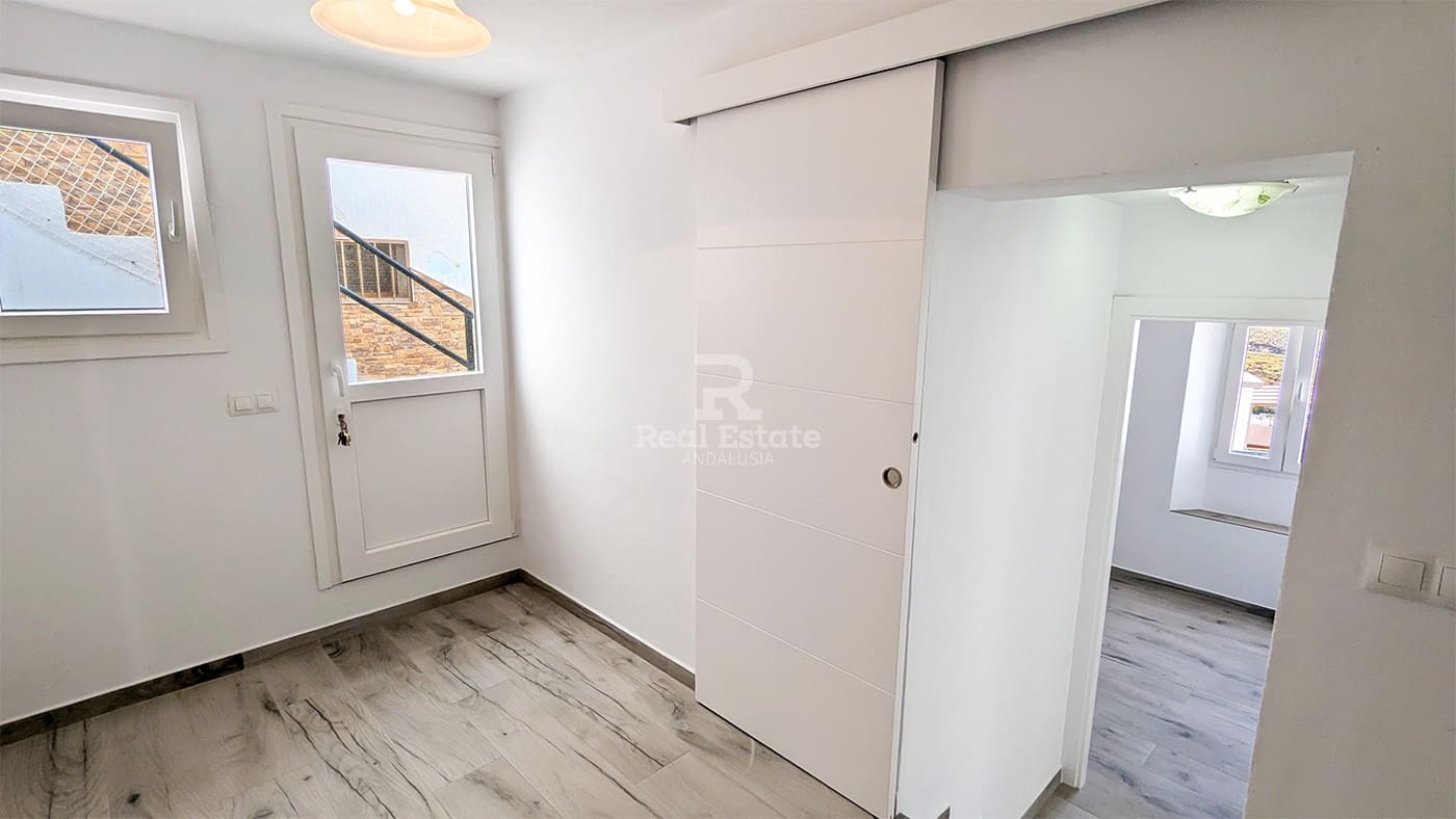 3 soveværelse Byhus til salg i Competa - € 159.000 (Ref: 8428012)