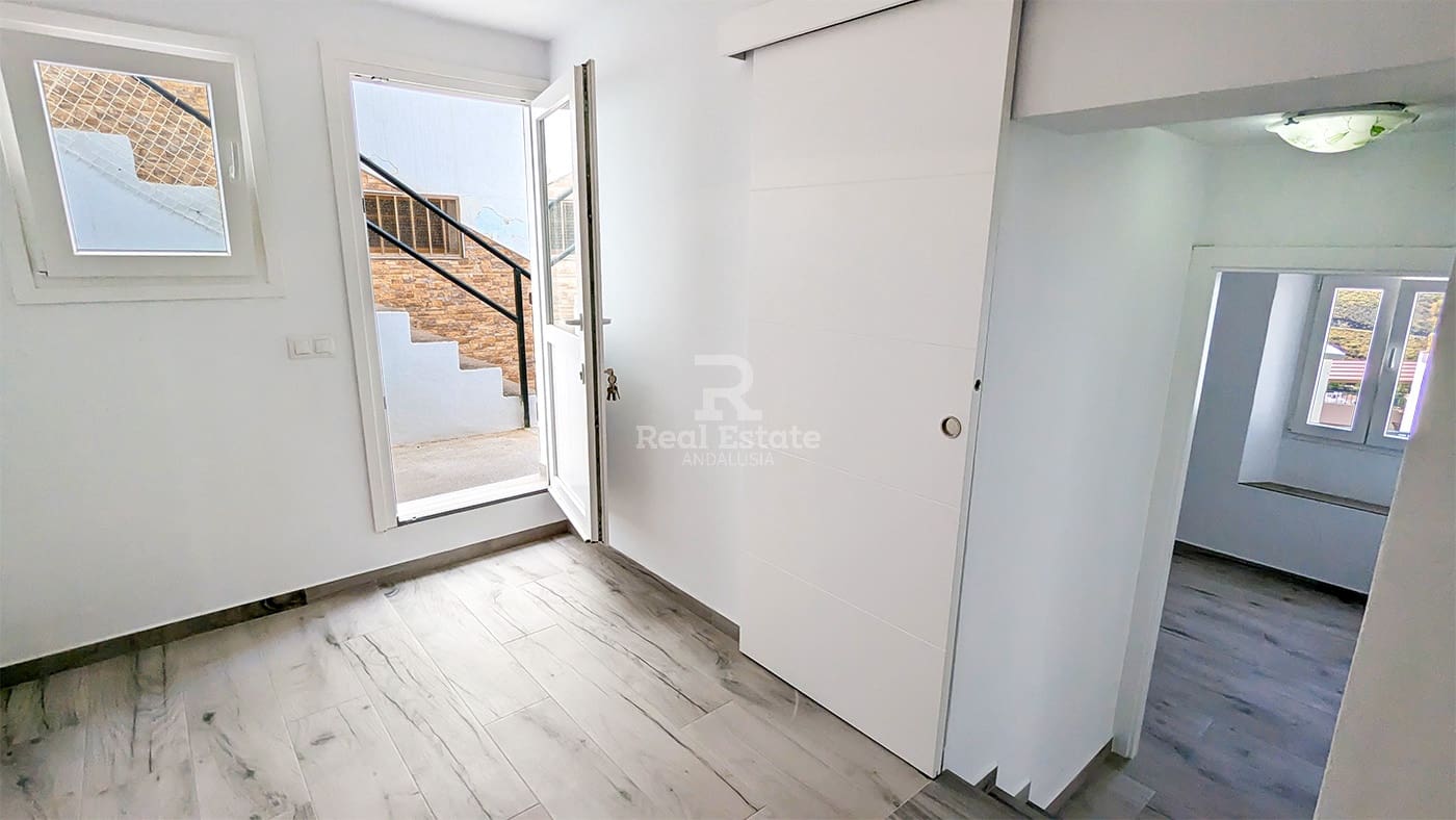 3 soveværelse Byhus til salg i Competa - € 159.000 (Ref: 8428012)