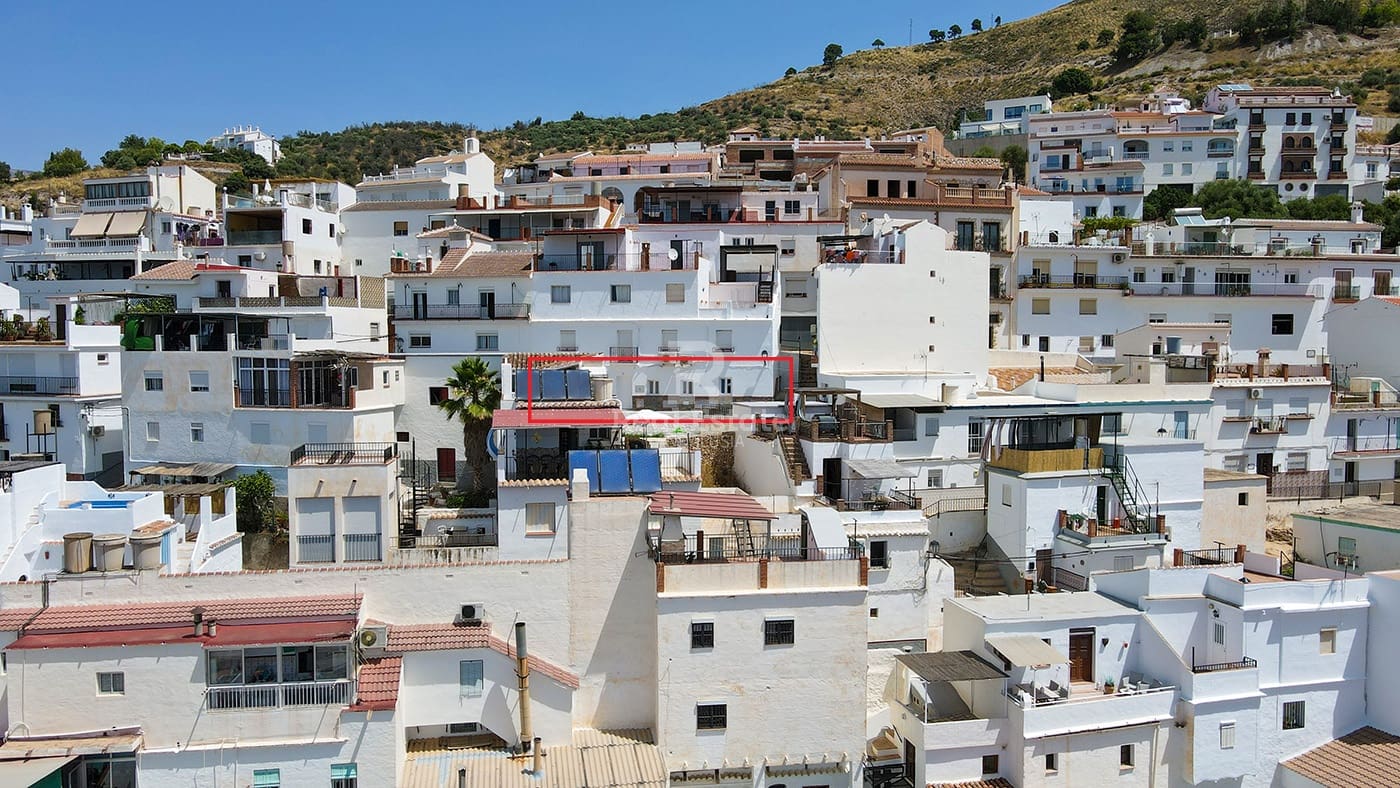 3 soveværelse Byhus til salg i Competa - € 159.000 (Ref: 8428012)