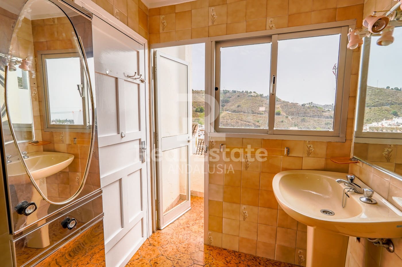 6 camera da letto Casa in vendita in Competa - 185.000 € (Rif: 8498036)