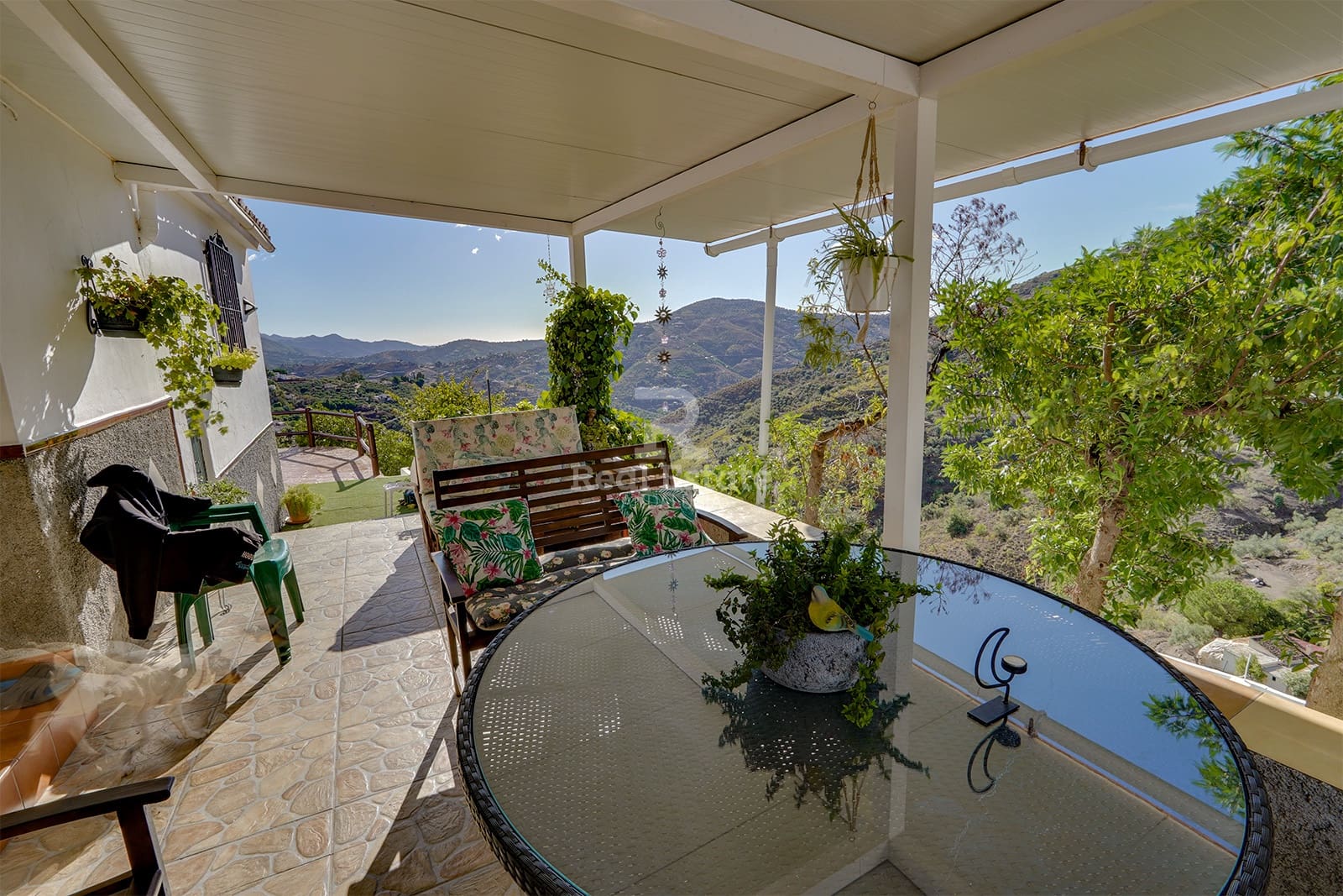 1 bedroom Villa for rent in Competa with pool garage - € 800 (Ref: 8620556)