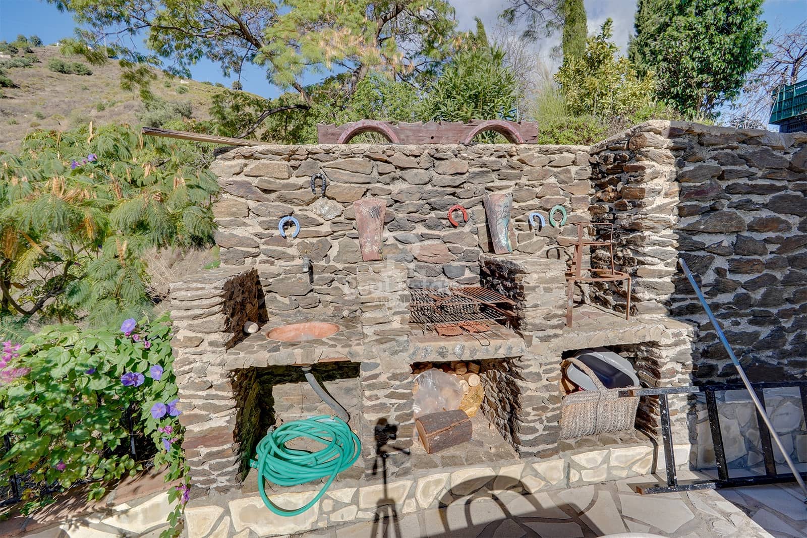 1 bedroom Villa for rent in Competa with pool garage - € 800 (Ref: 8620556)