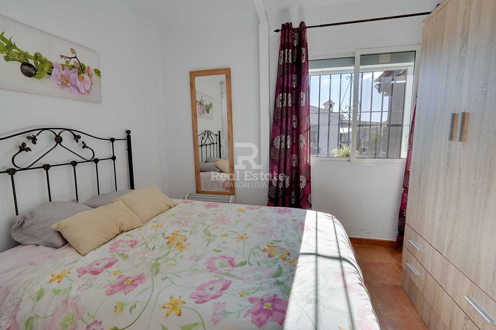 1 bedroom Villa for rent in Competa with pool garage - € 800 (Ref: 8620556)