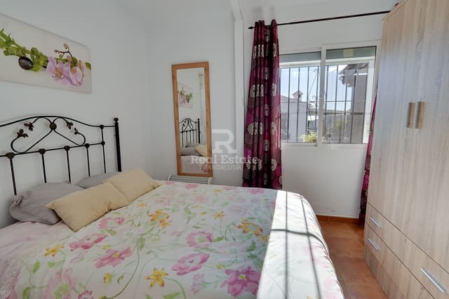 1 soveværelse Villa til leje i Cómpeta med swimmingpool garage - € 800 (Ref: 8620556)