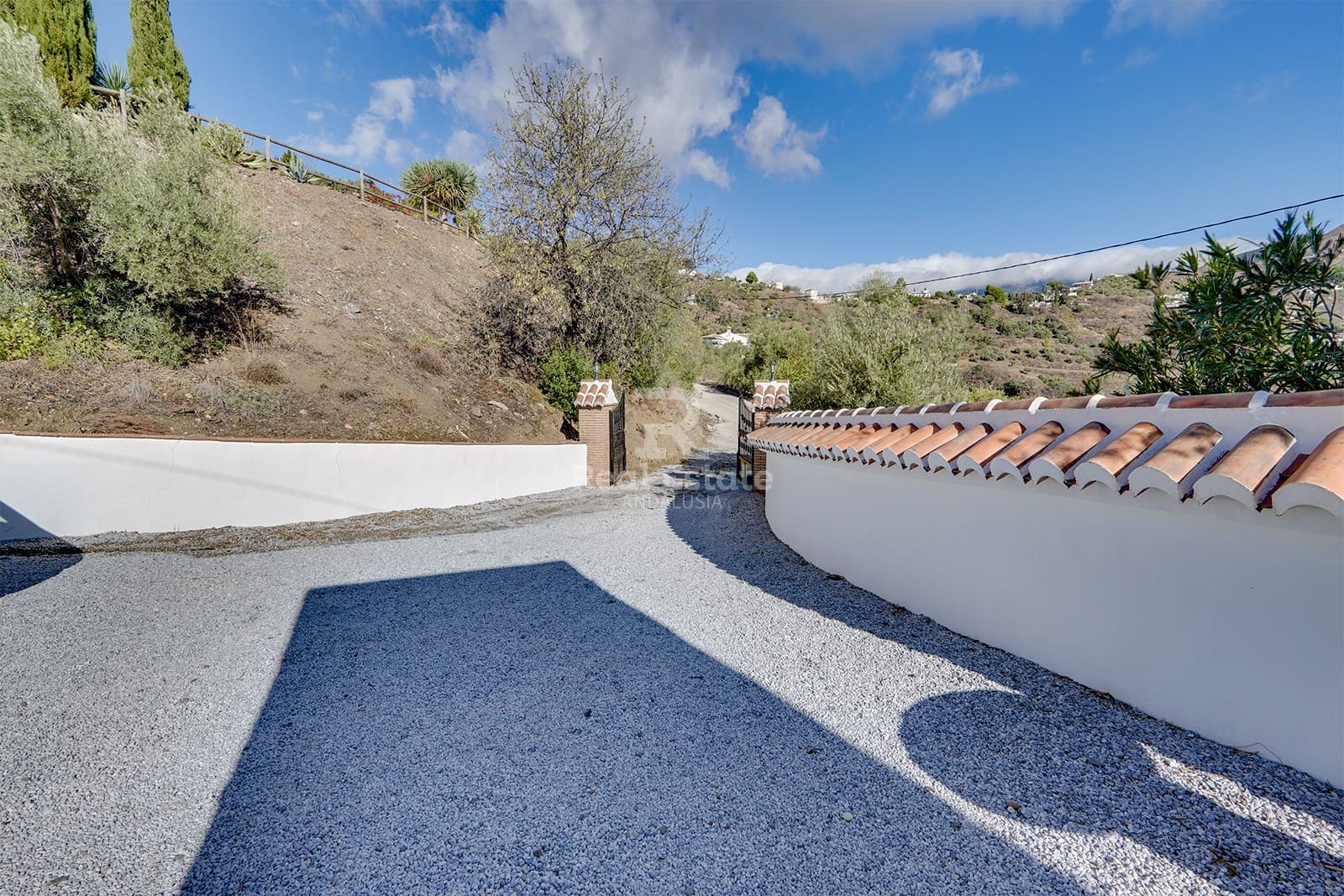 1 bedroom Villa for rent in Competa with pool garage - € 800 (Ref: 8620556)