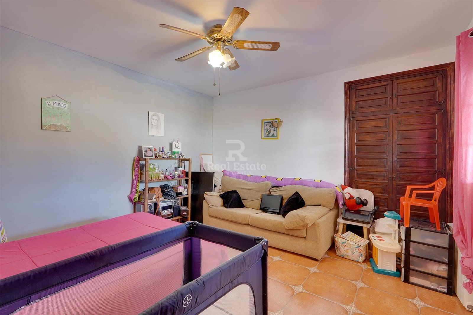 4 slaapkamer Villa te koop in Canillas de Albaida met zwembad garage - € 437.000 (Ref: 8816917)