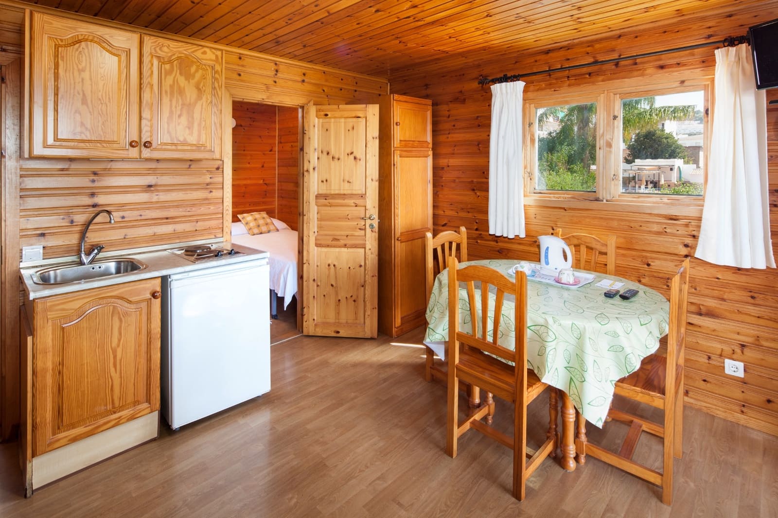 32 soverom Hotell til salgs i Competa med svømmebasseng garasje - € 3 900 000 (Ref: 8886936)