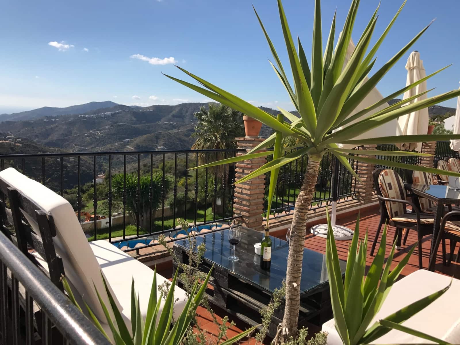 32 soverom Hotell til salgs i Competa med svømmebasseng garasje - € 3 900 000 (Ref: 8886936)