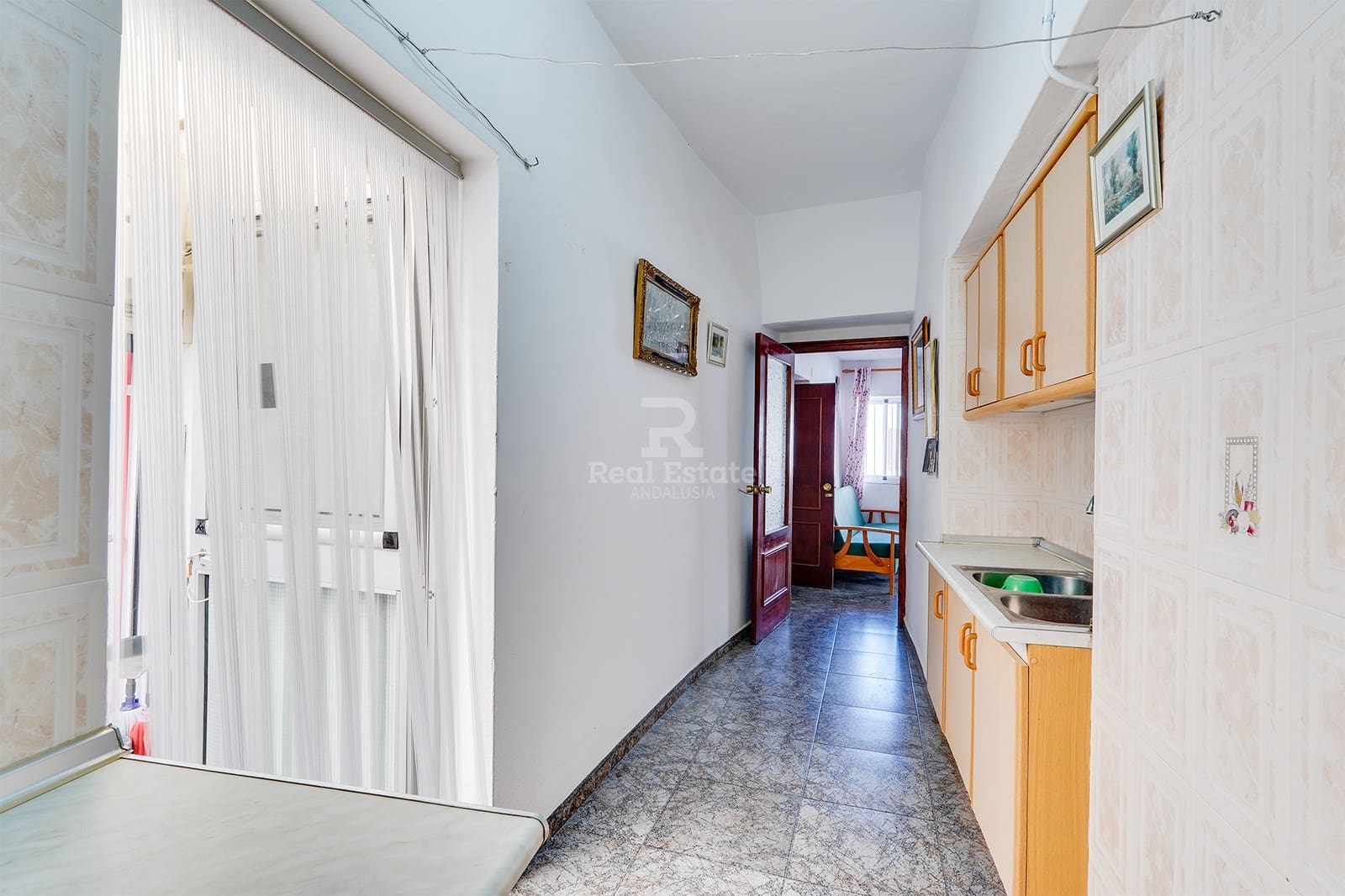 7 soveværelse Byhus til salg i Canillas de Albaida - € 139.950 (Ref: 8920406)