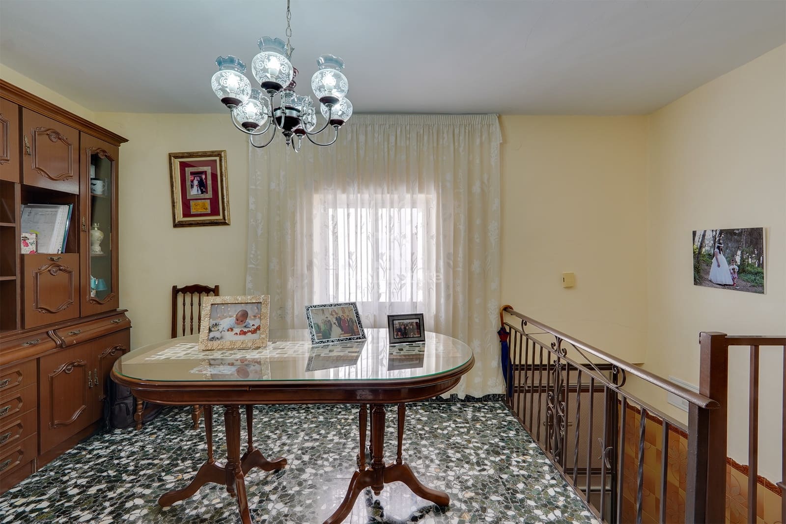 7 soveværelse Byhus til salg i Canillas de Albaida - € 139.950 (Ref: 8920406)