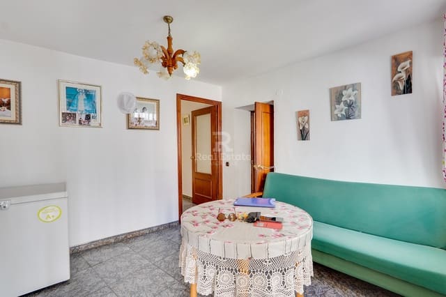 7 Zimmer Haus zu verkaufen in Canillas de Albaida - 139.950 € (Ref: 8920406)