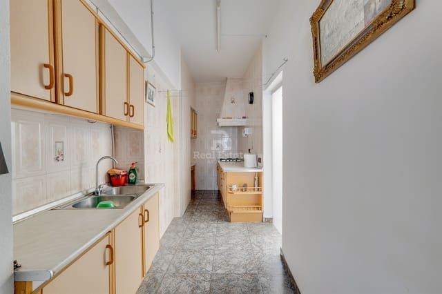 7 Zimmer Haus zu verkaufen in Canillas de Albaida - 139.950 € (Ref: 8920406)