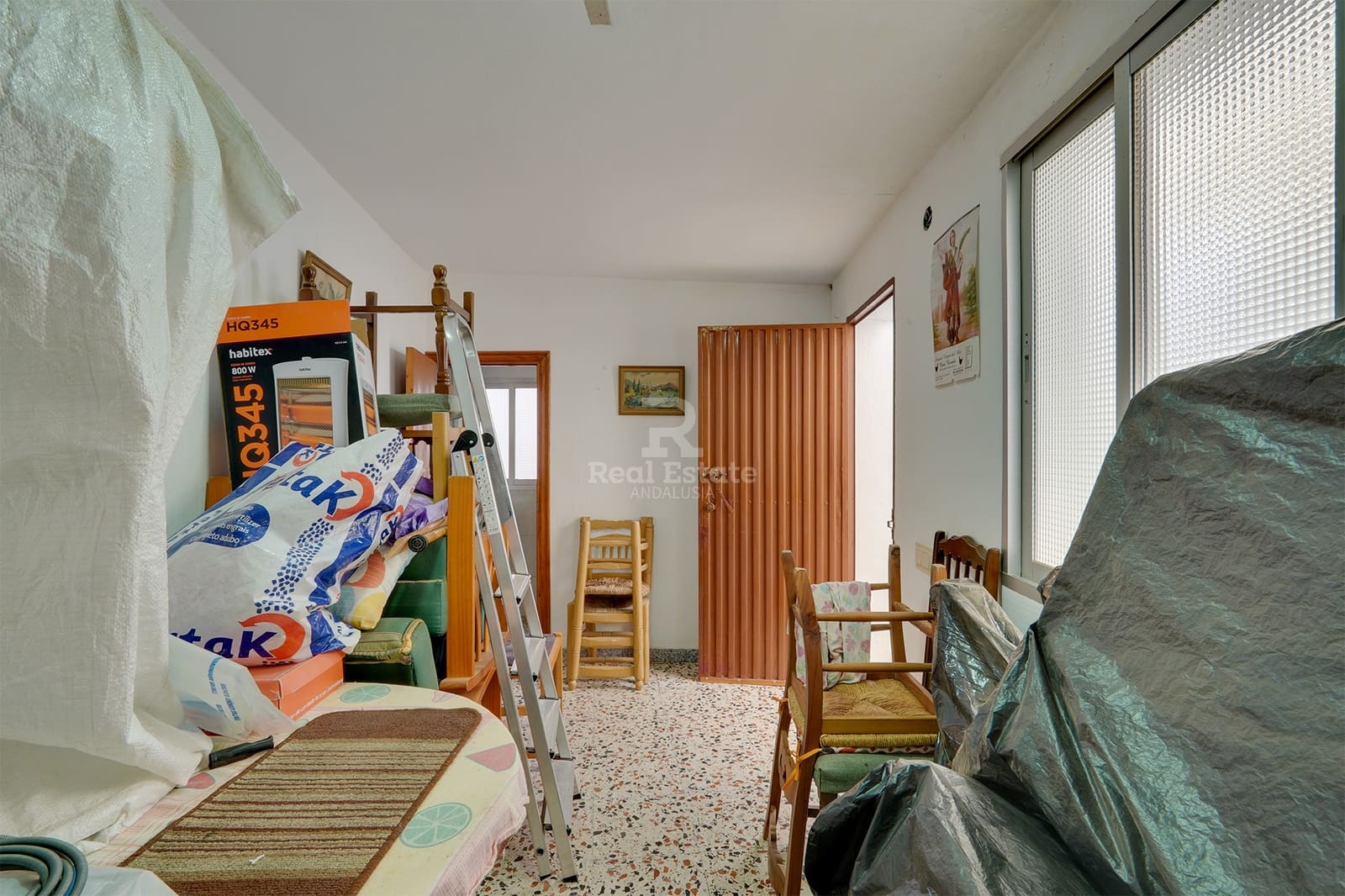 7 soveværelse Byhus til salg i Canillas de Albaida - € 139.950 (Ref: 8920406)
