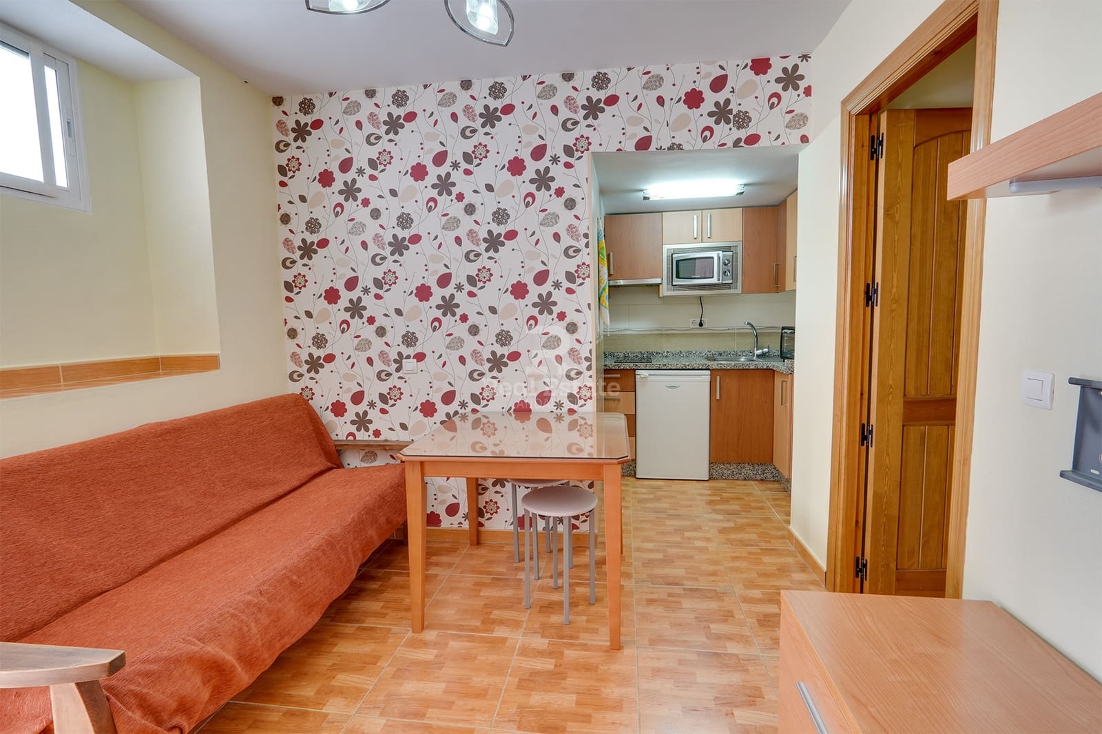 7 soveværelse Byhus til salg i Canillas de Albaida - € 139.950 (Ref: 8920406)