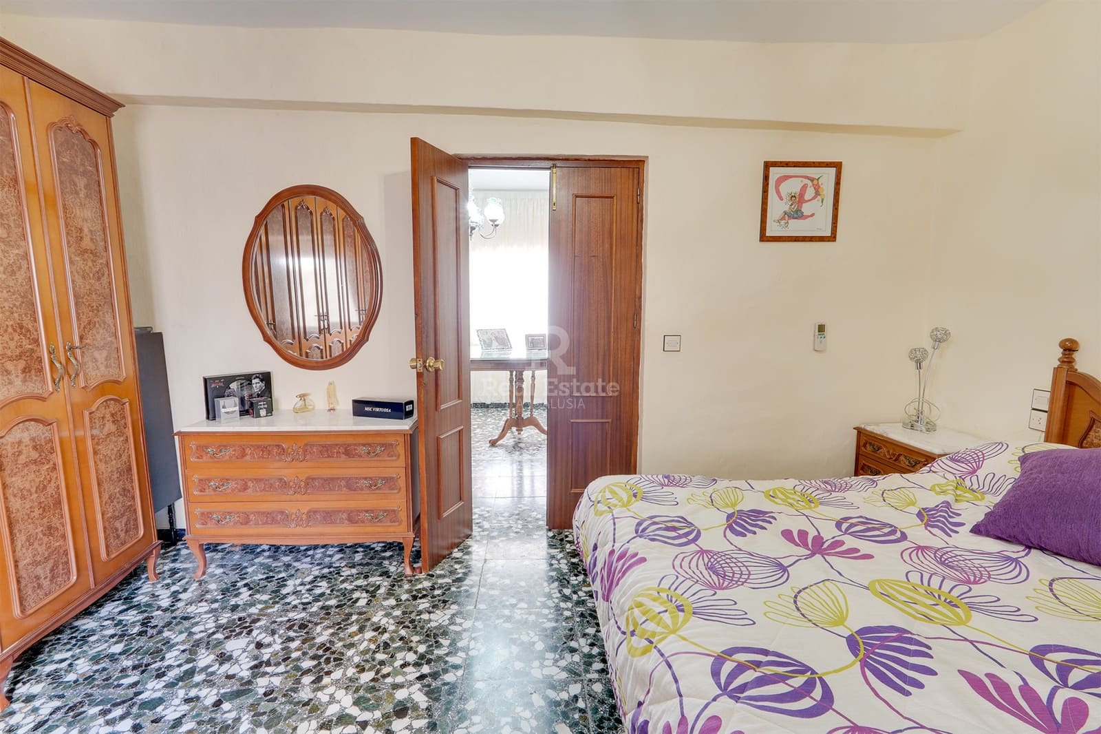 7 soveværelse Byhus til salg i Canillas de Albaida - € 139.950 (Ref: 8920406)