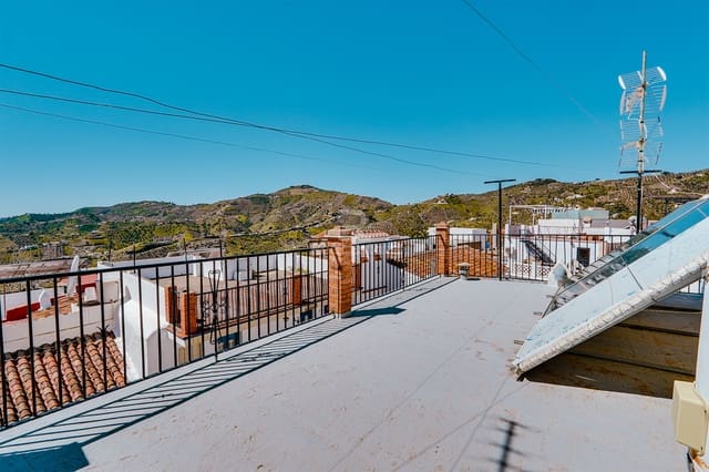 7 Zimmer Haus zu verkaufen in Canillas de Albaida - 139.950 € (Ref: 8920406)