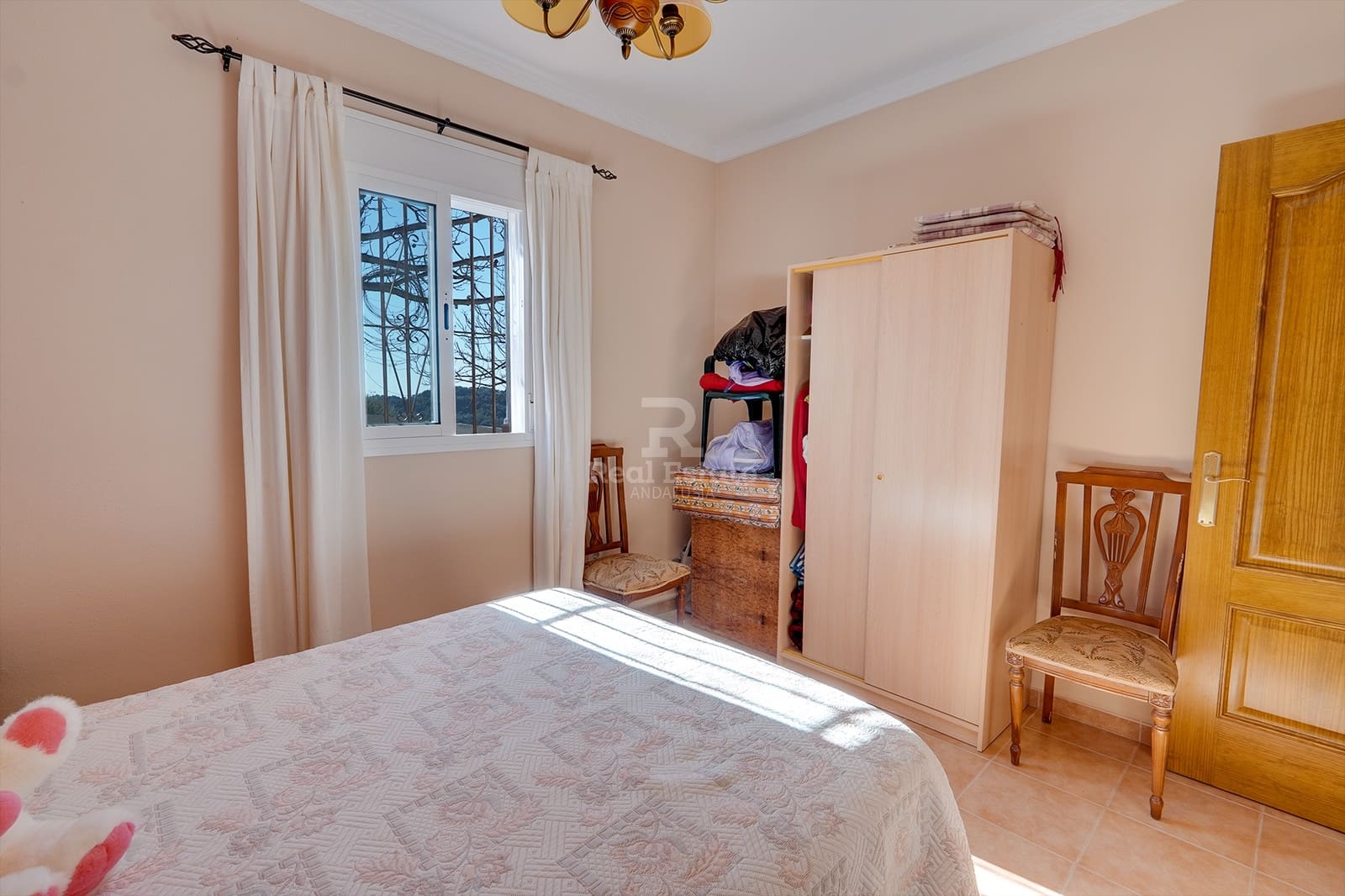 3 sypialnia Finka/Dom wiejski na sprzedaż w Canillas de Albaida z garażem - 289 000 € (Ref: 8923228)