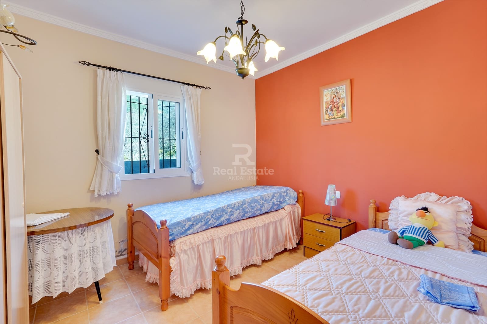 3 sypialnia Finka/Dom wiejski na sprzedaż w Canillas de Albaida z garażem - 289 000 € (Ref: 8923228)