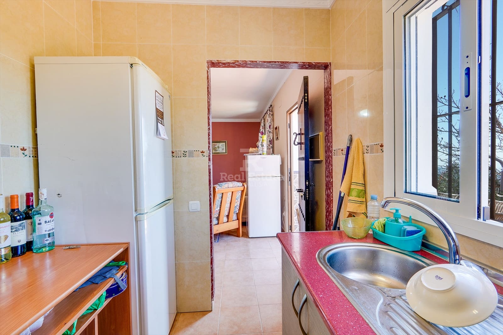 3 sypialnia Finka/Dom wiejski na sprzedaż w Canillas de Albaida z garażem - 289 000 € (Ref: 8923228)