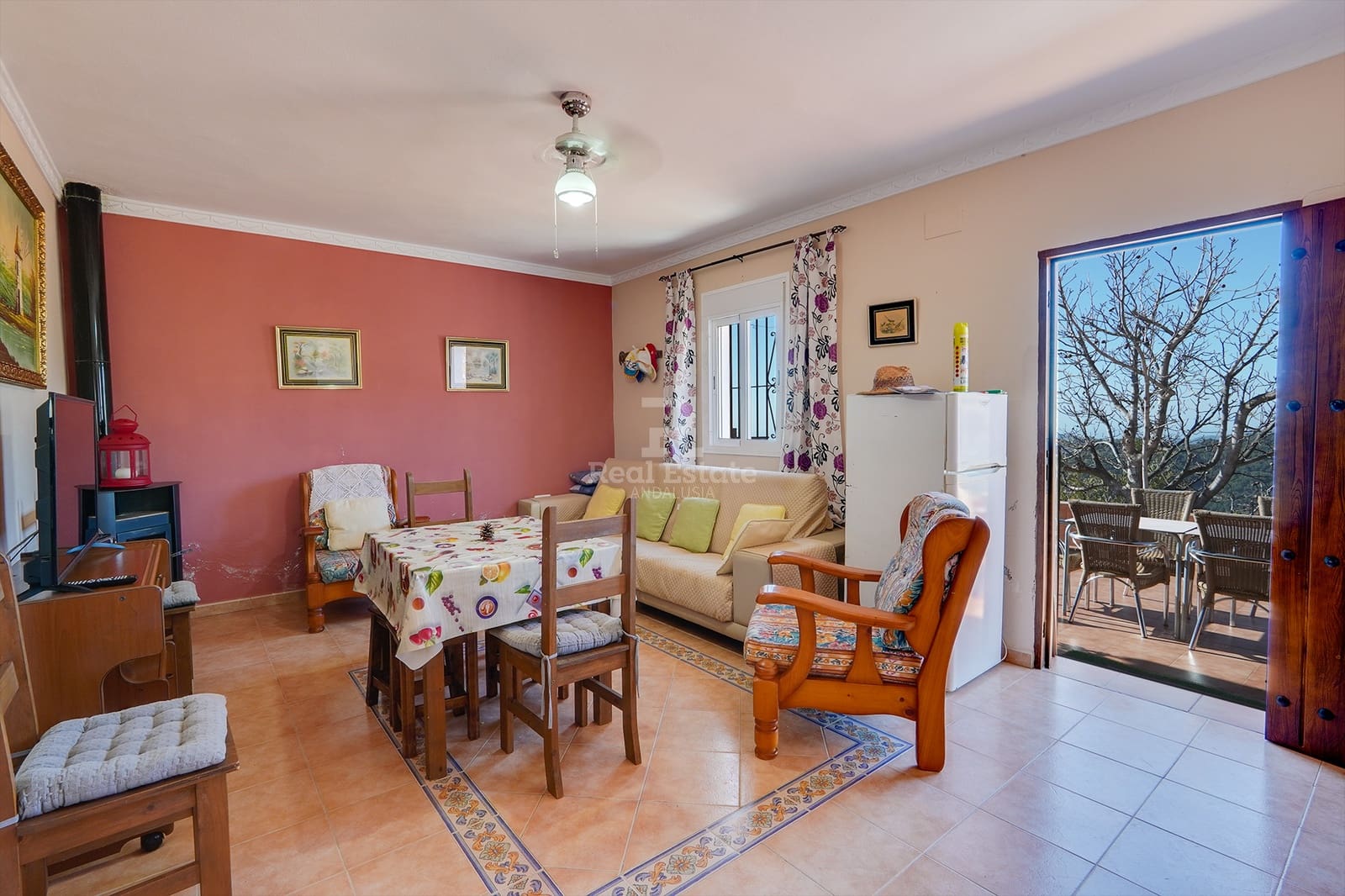 3 sypialnia Finka/Dom wiejski na sprzedaż w Canillas de Albaida z garażem - 289 000 € (Ref: 8923228)