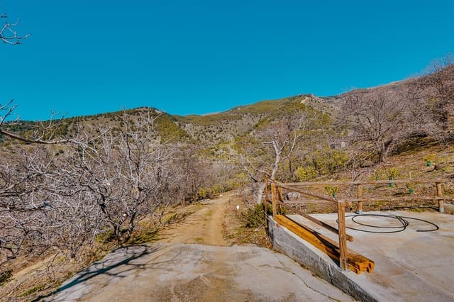 3 sovrum Finca/Hus på landet till salu i Canillas de Albaida med garage - 289 000 € (Ref: 8923228)