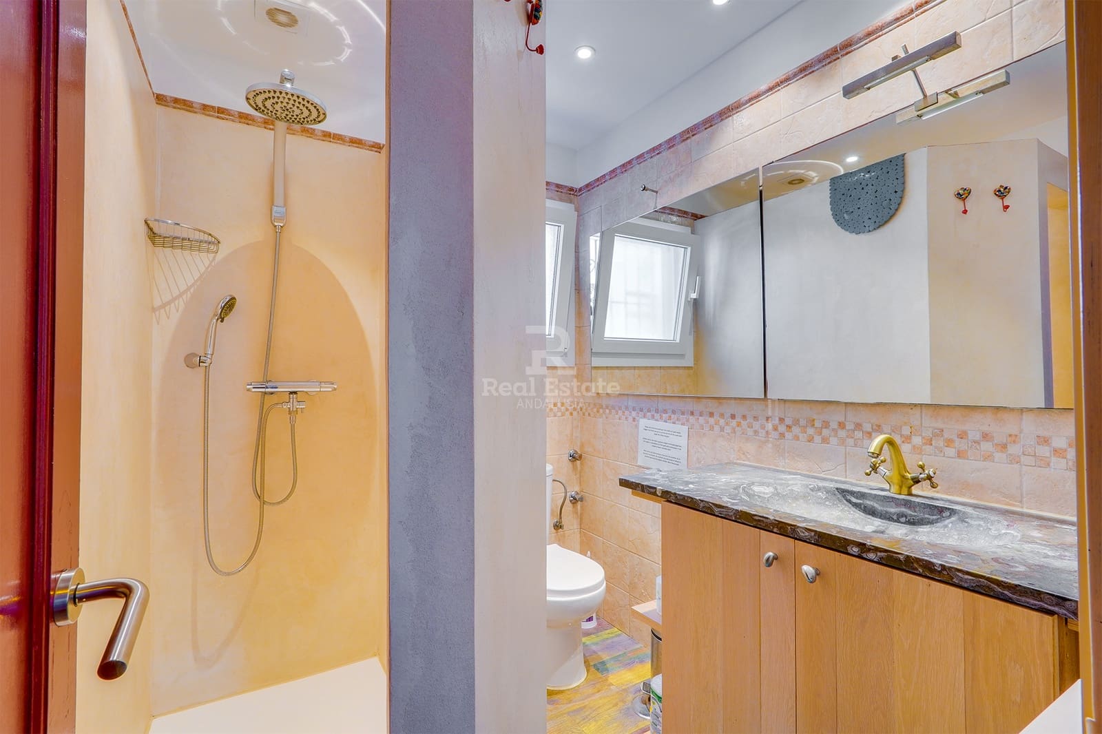 3 soveværelse Villa til salg i Torrox med swimmingpool garage - € 399.000 (Ref: 8999626)