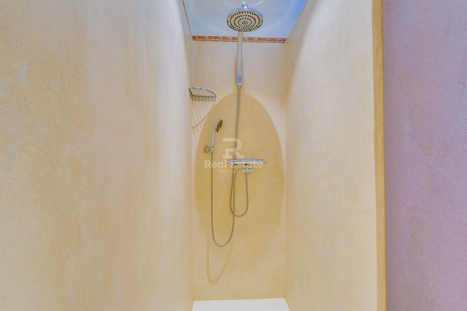 3 soveværelse Villa til salg i Torrox med swimmingpool garage - € 399.000 (Ref: 8999626)