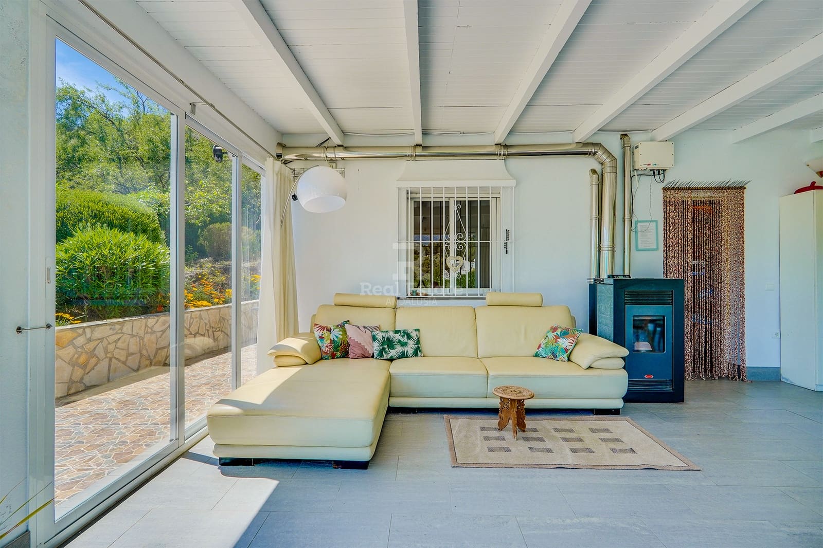 3 soveværelse Villa til salg i Torrox med swimmingpool garage - € 399.000 (Ref: 8999626)