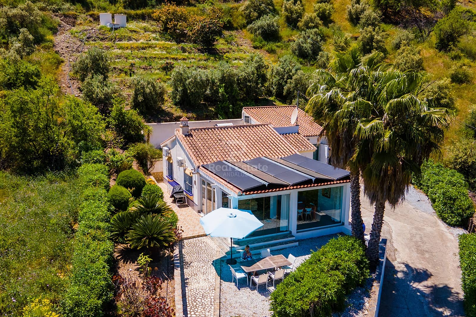 3 soveværelse Villa til salg i Torrox med swimmingpool garage - € 399.000 (Ref: 8999626)