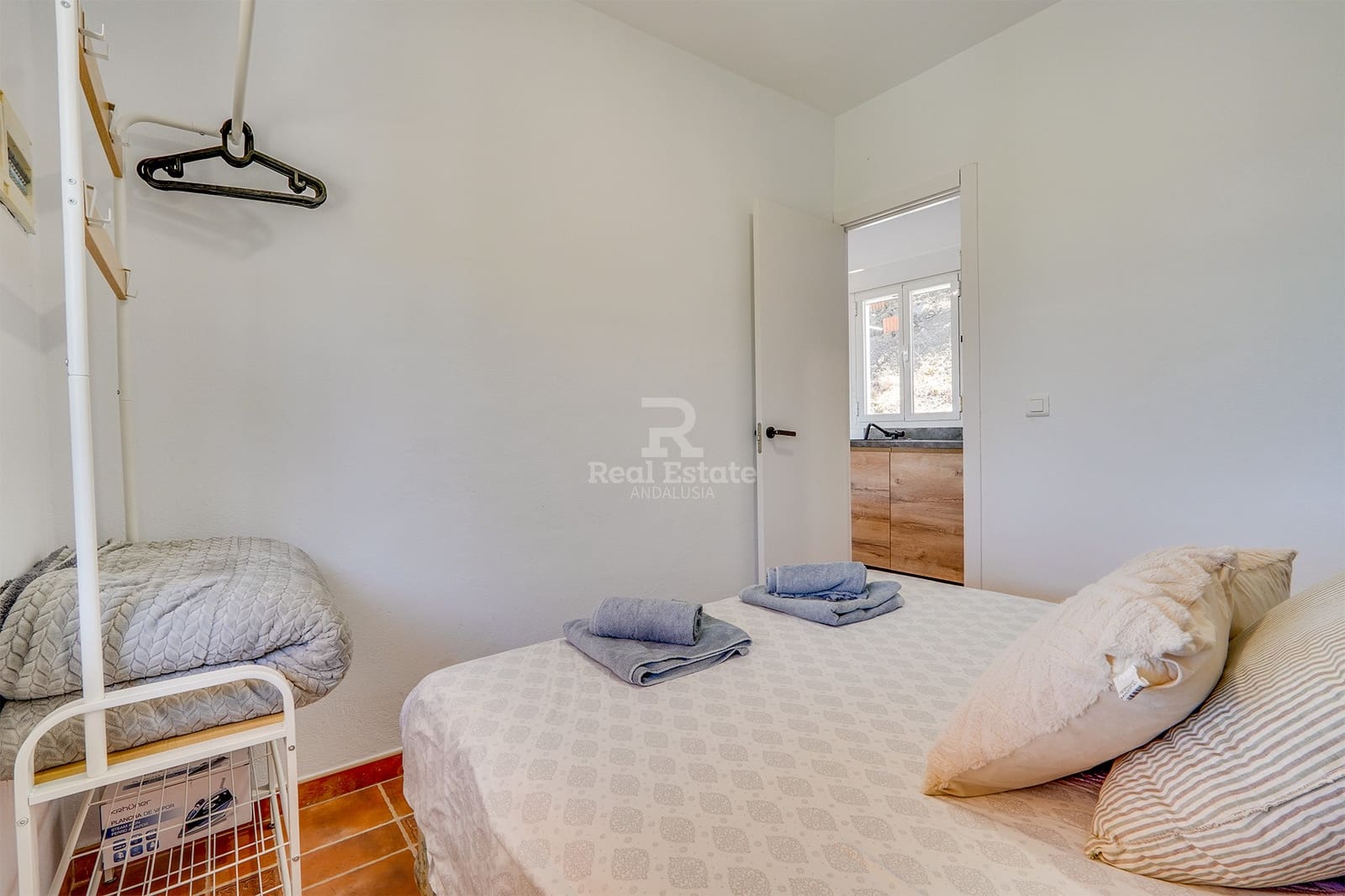 1 soveværelse Villa til leje i Competa med swimmingpool garage - € 1.000 (Ref: 9015518)