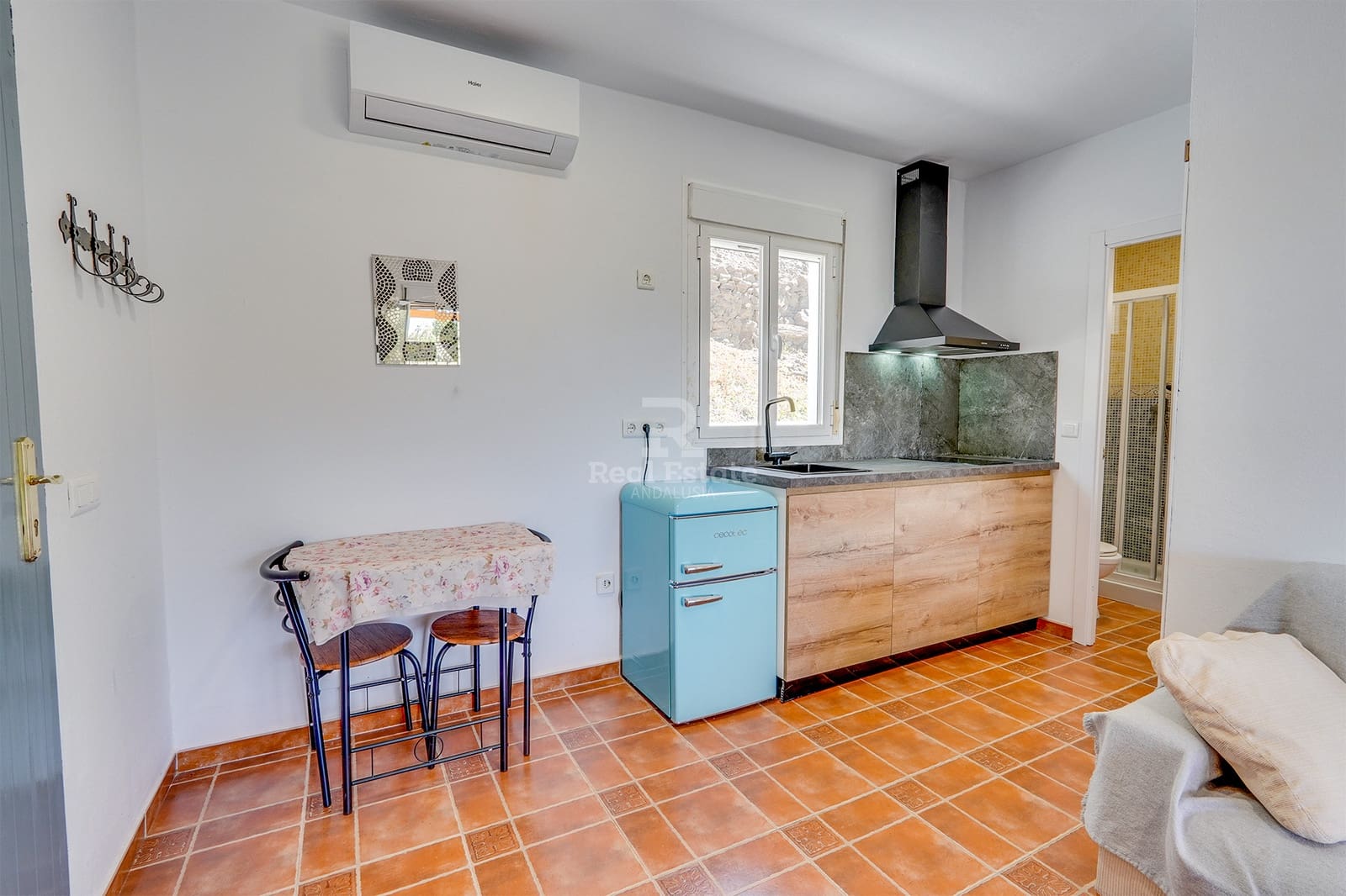 1 soveværelse Villa til leje i Competa med swimmingpool garage - € 1.000 (Ref: 9015518)