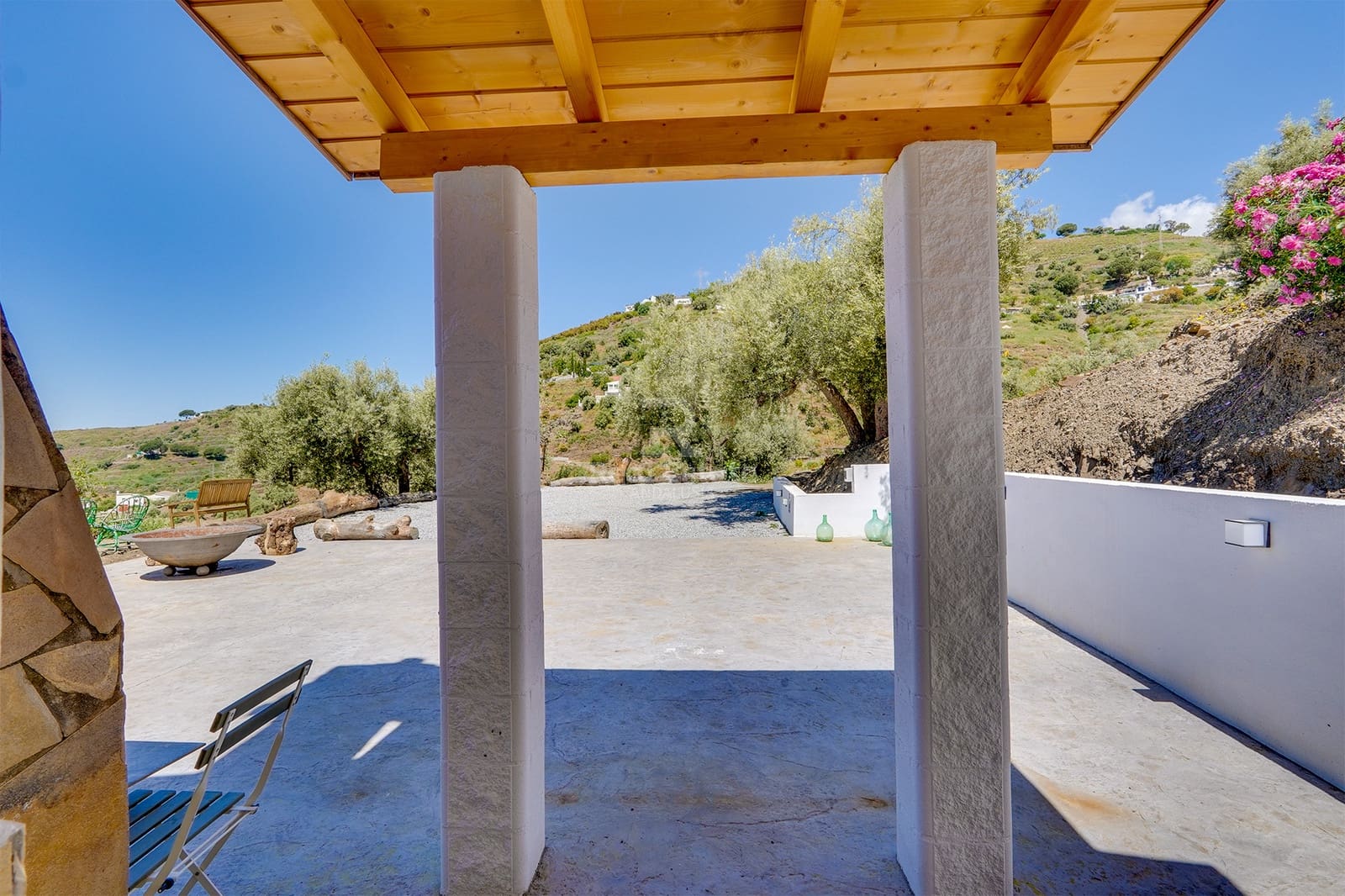 1 soveværelse Villa til leje i Competa med swimmingpool garage - € 1.000 (Ref: 9015518)