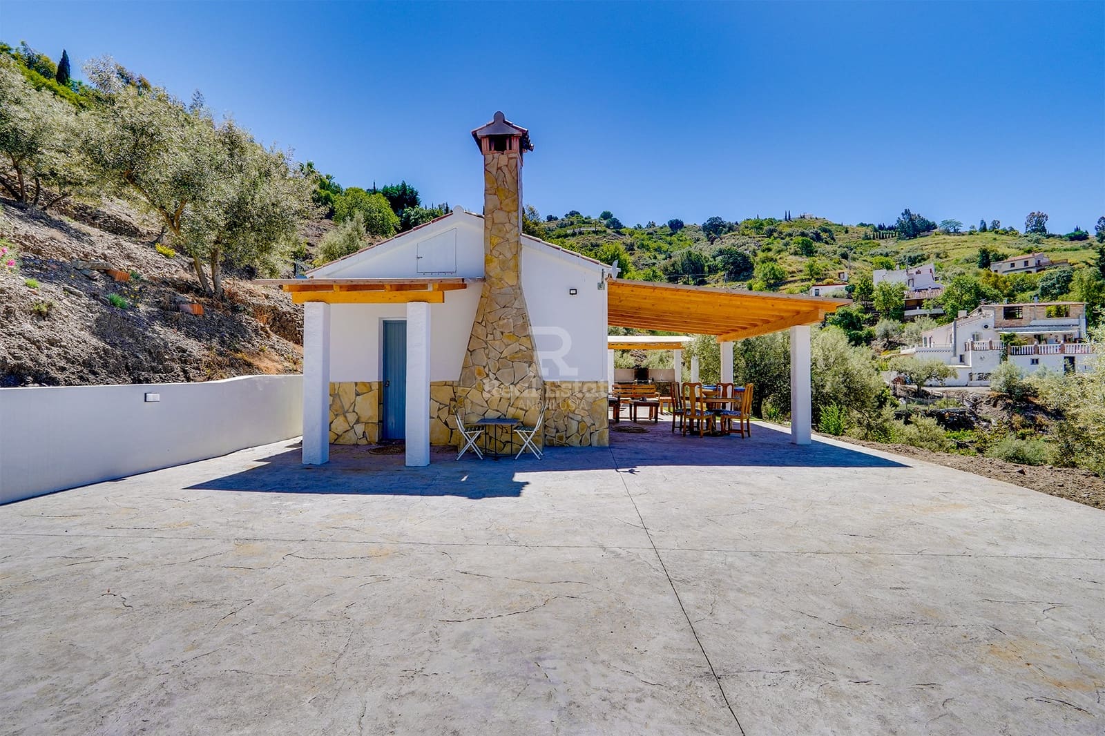 1 soveværelse Villa til leje i Competa med swimmingpool garage - € 1.000 (Ref: 9015518)