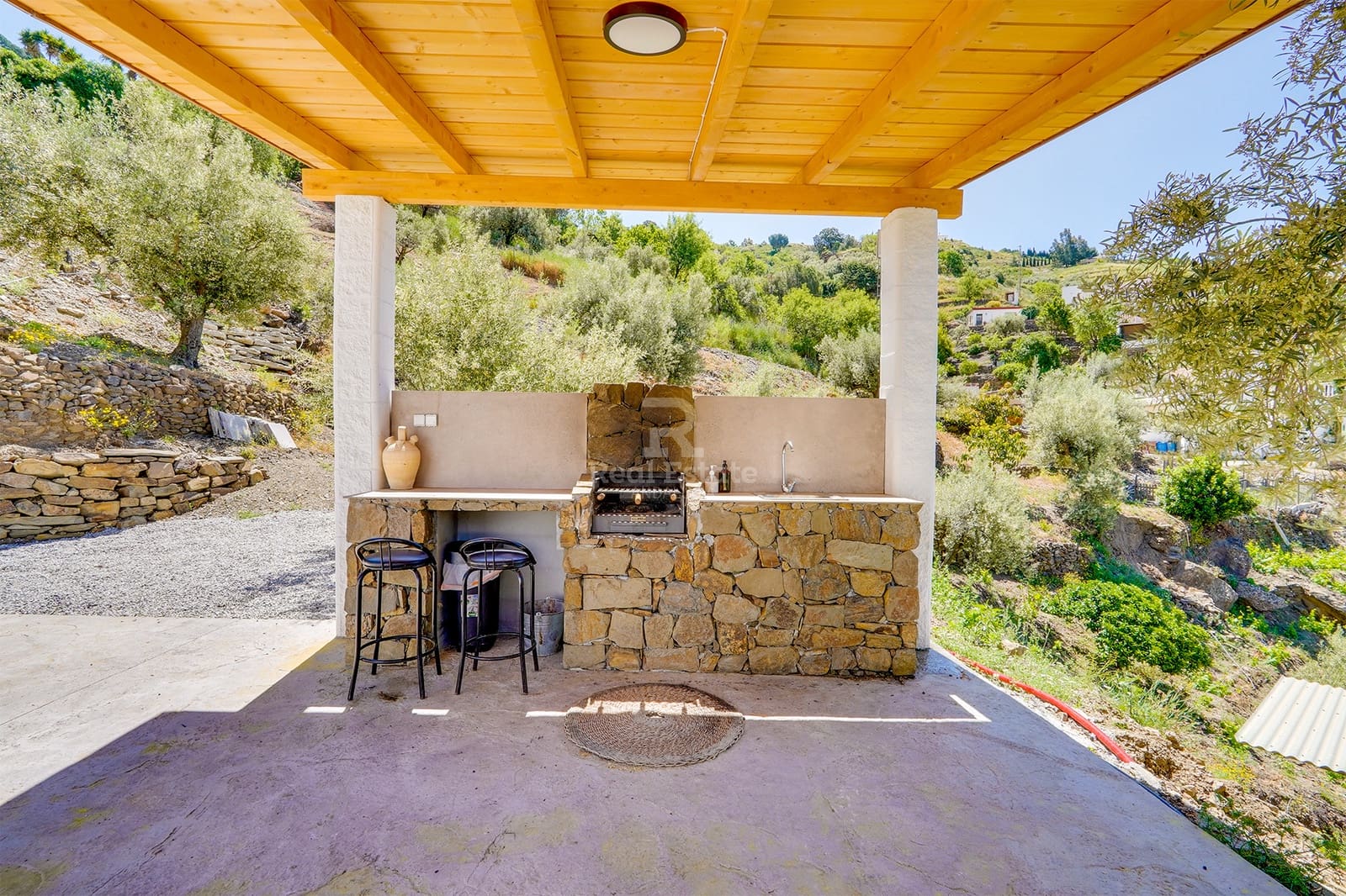 1 soveværelse Villa til leje i Competa med swimmingpool garage - € 1.000 (Ref: 9015518)