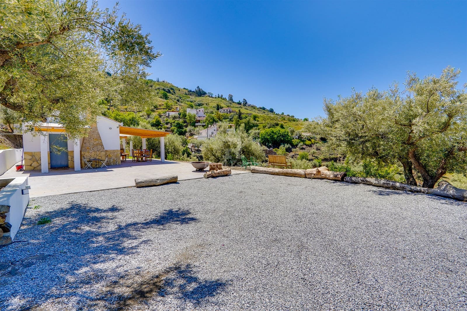 1 soveværelse Villa til leje i Competa med swimmingpool garage - € 1.000 (Ref: 9015518)