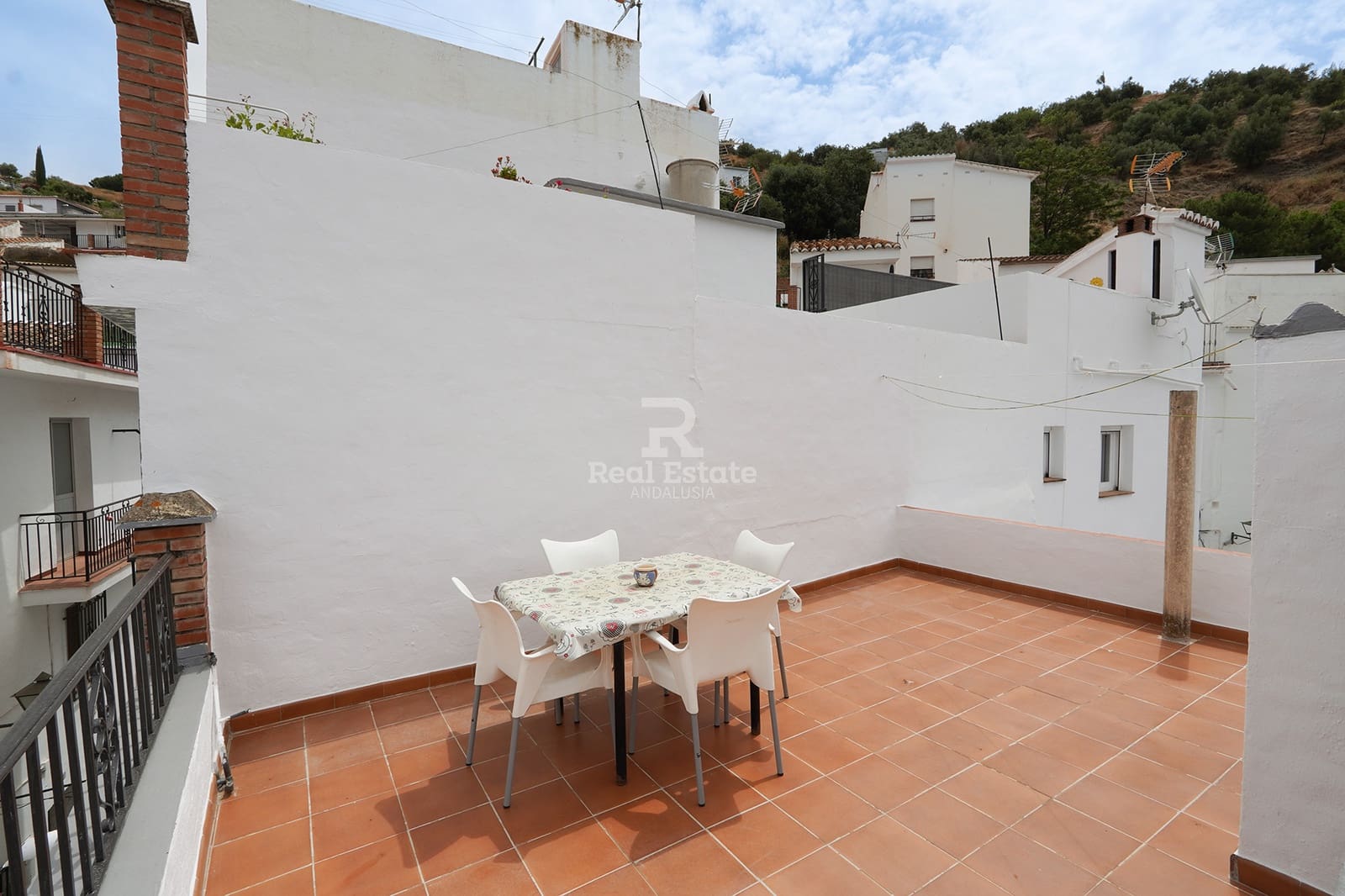 4 soverom Hus til salgs i Archez - € 88 000 (Ref: 9084583)