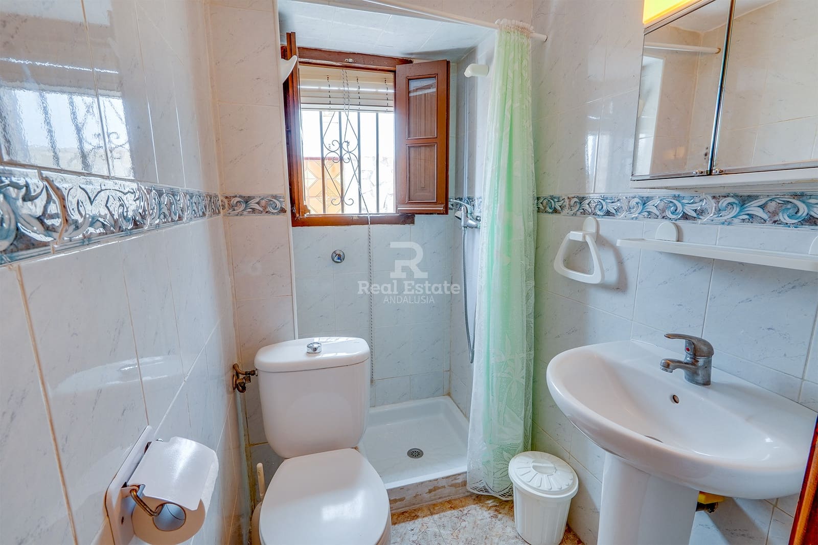 4 soverom Hus til salgs i Archez - € 88 000 (Ref: 9084583)