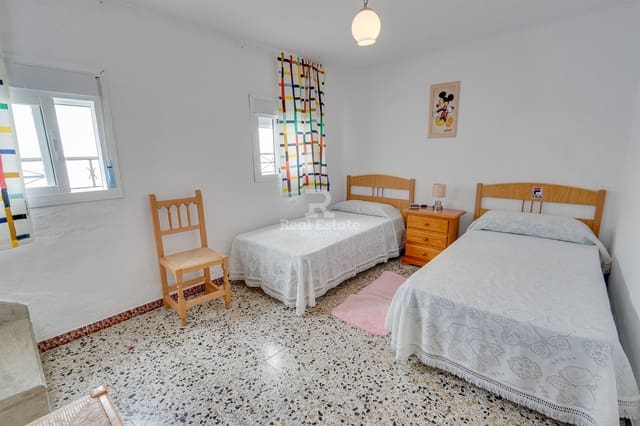 4 soverom Hus til salgs i Archez - € 88 000 (Ref: 9084583)