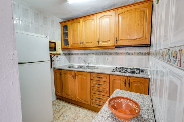 4 soverom Hus til salgs i Archez - € 88 000 (Ref: 9084583)